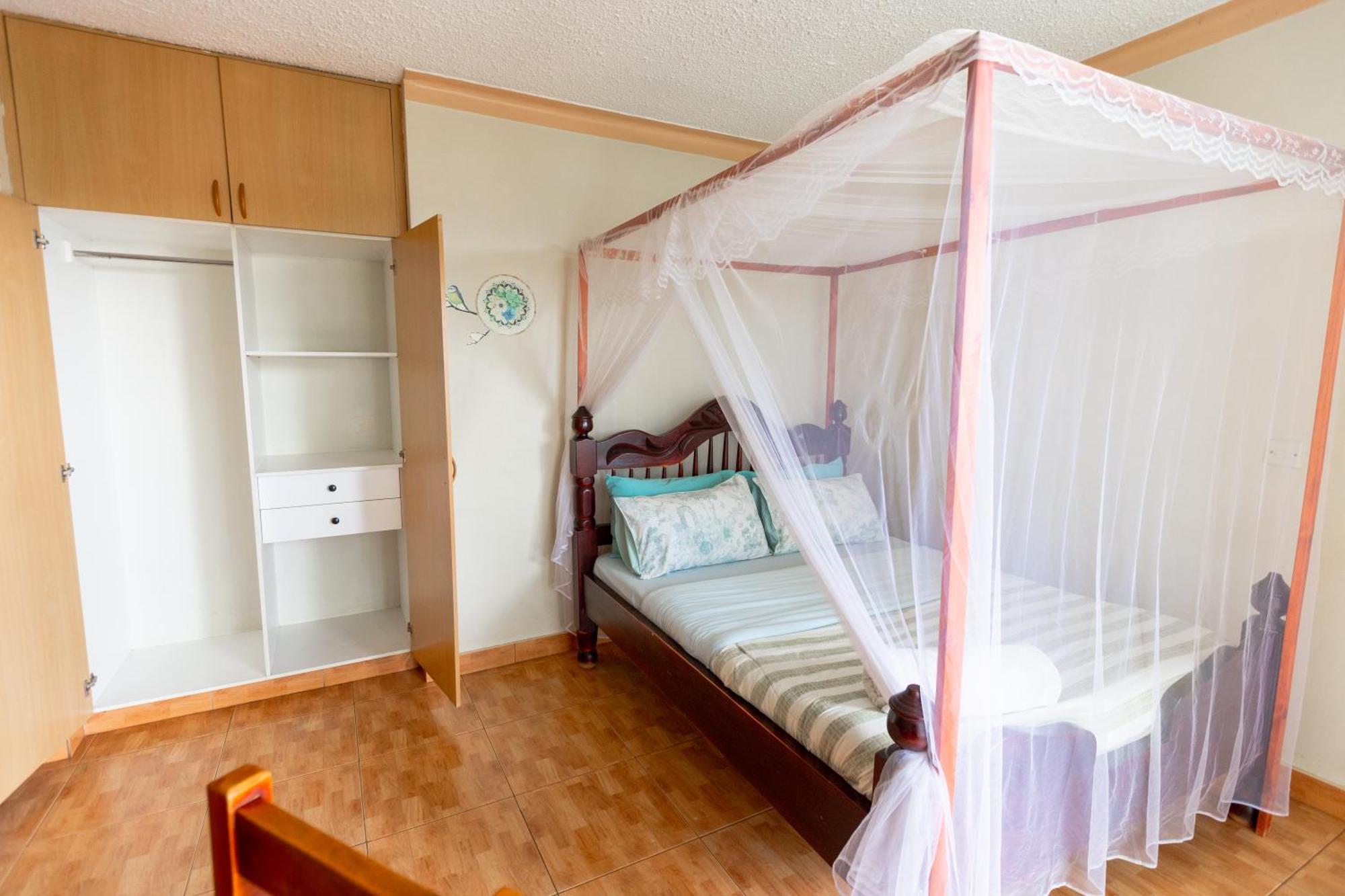 Luxury Acacia Villa With Kampala'S Best View Экстерьер фото