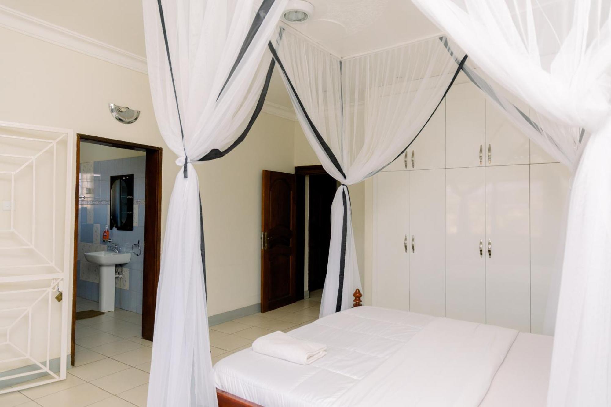 Luxury Acacia Villa With Kampala'S Best View Номер фото